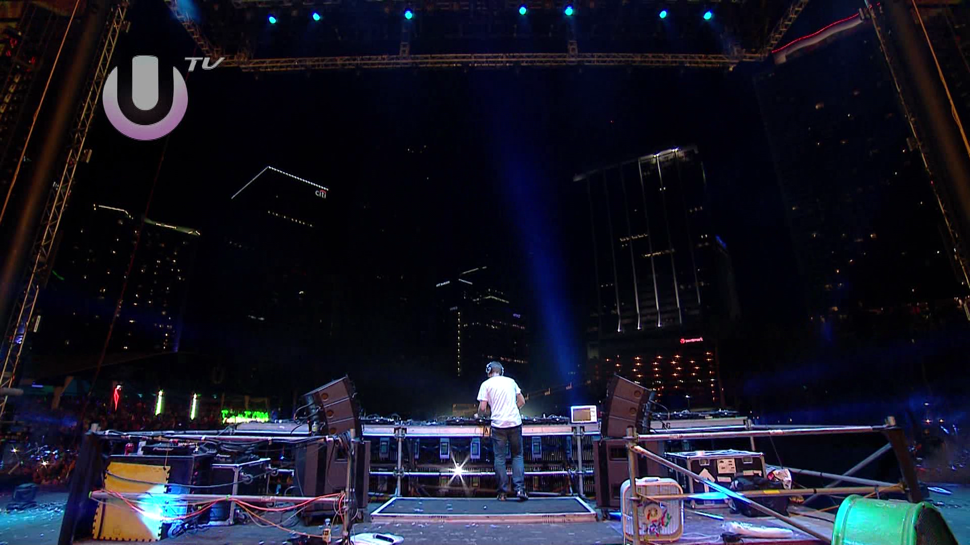 Armin van Buuren / LIVE in Miami USA 25 March / Ultra Music Festival (2012) HDTVRip