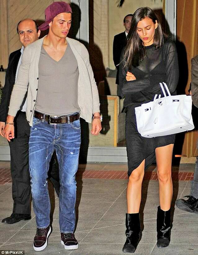 Ирина Шейк и Криштиану Роналдо Блогер Амели на сайте