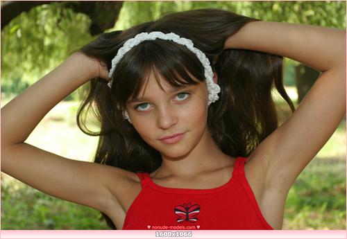 A Little Agency Dayla Model sets 32 40 NNM PHOTOS A Little Agency Dayla Model sets 32 40 NNM PHOTOS