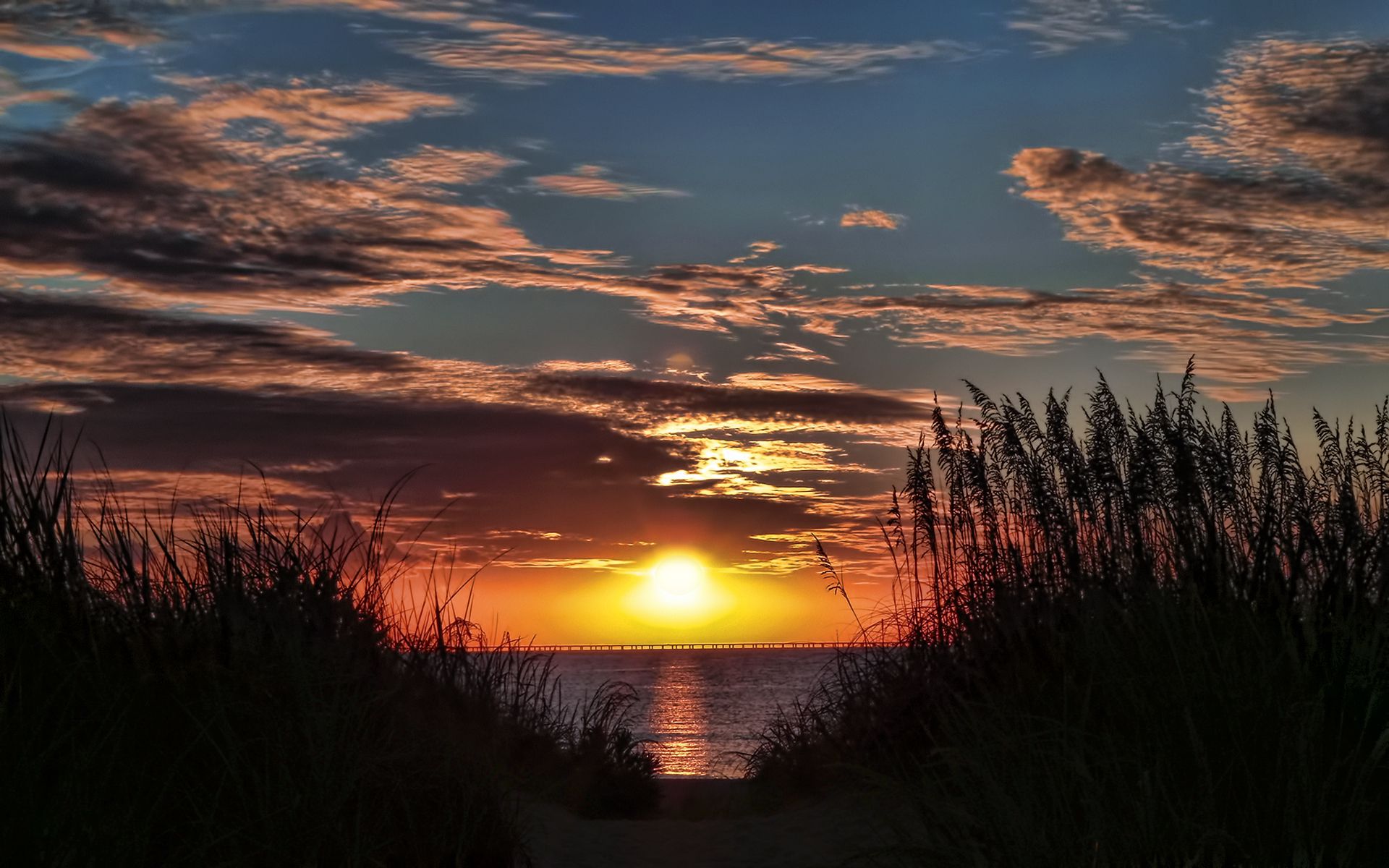 Dunes Virginia Beach 1920 x 1200.jpg