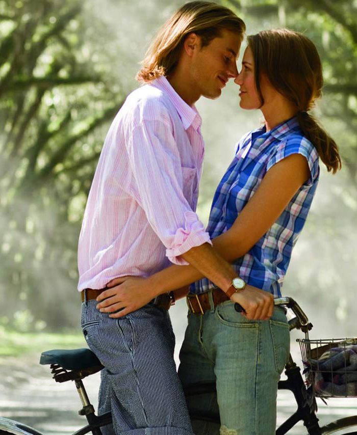 Влюбленные подростки