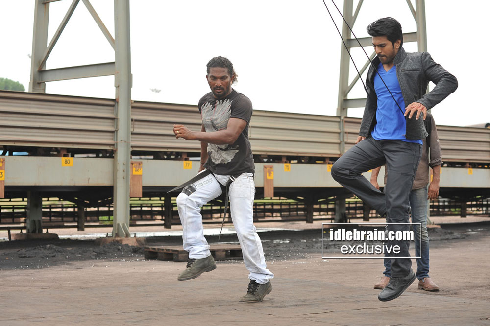 working-yevadu6.jpg