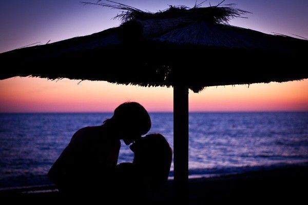 Пара на закате