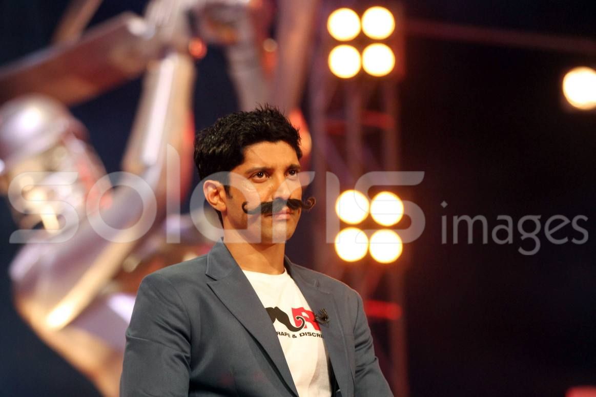 Адиль ахтар