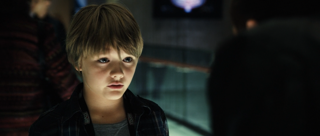 Real Steel.2011.BDRip-AVC.Fredd Kruger.mkv_snapshot_01.18.10_[2013.09.11_11.50.15].png