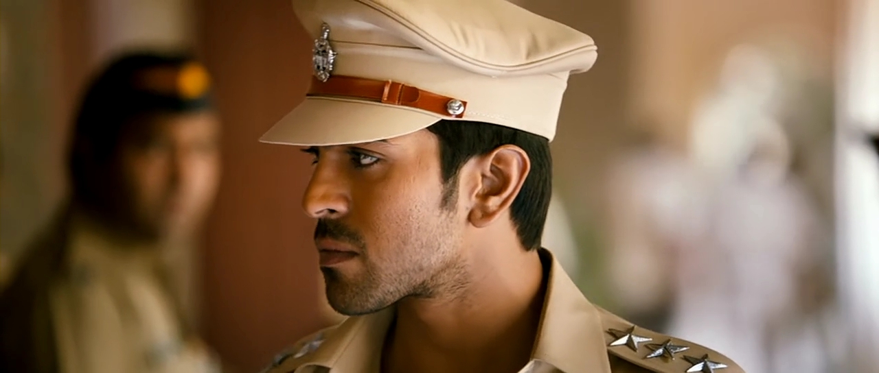Zanjeer (2013) - DVDRip - x264 - 720p - AC3.mkv_000556139.jpg