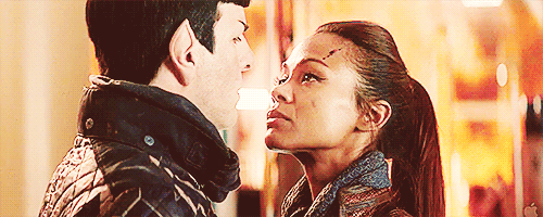 tumblr_mf6wpmzCrQ1r1pxbgo2_r1_500.gif