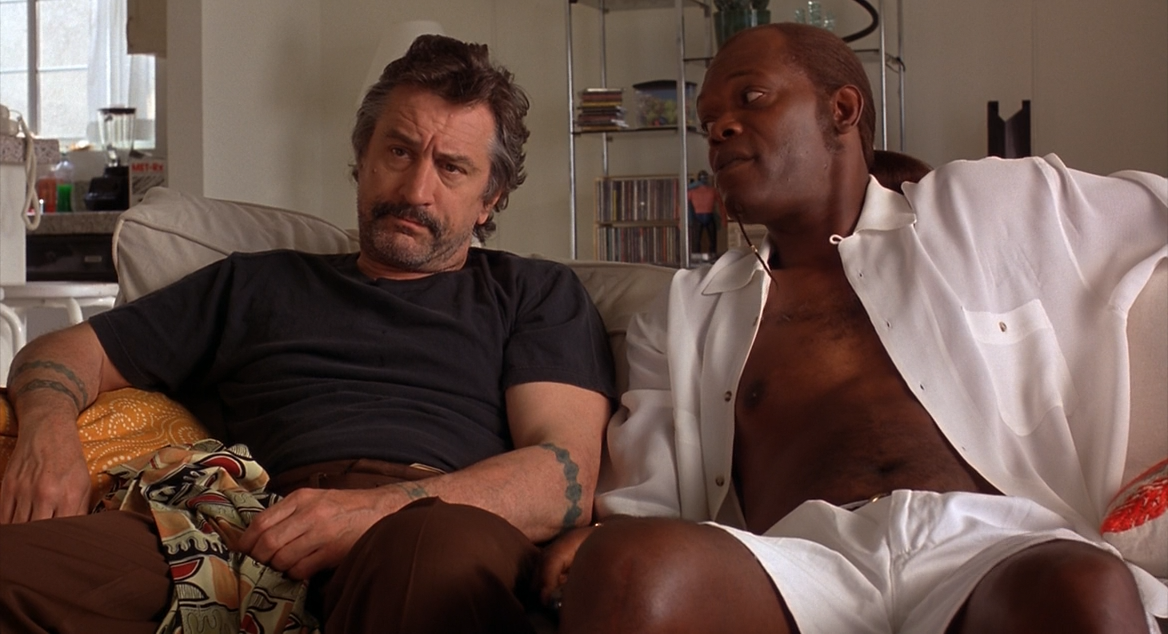 Jackie.Brown.1997.BDRip-AVC.by Fredd Kruger.mkv_snapshot_00.05.29_[2014.03.22_15.59.14].png