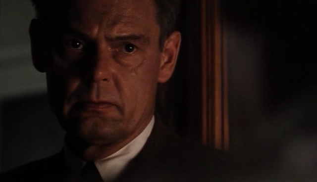 Nochnoj.storozh.1994.dvdrip_[745]_[teko][(104341)13-17-35].PNG