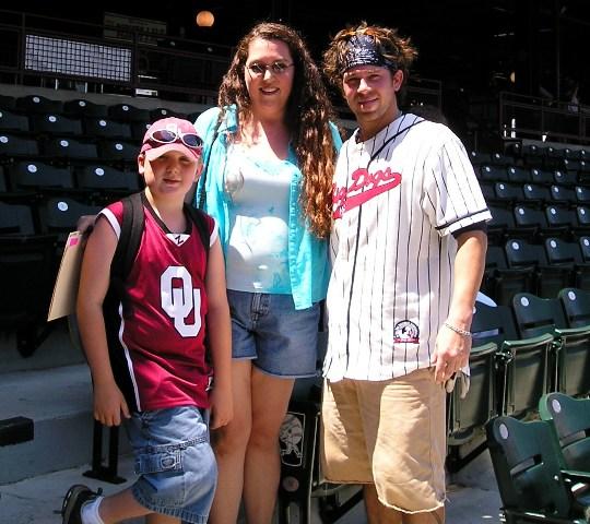 005 - Dylan - Charlotte - Christian Kane.jpg