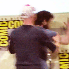 tumblr_nrf1slVrVr1qa3emao3_r1_250 02.gif