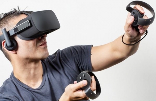 sm.oculus_vr_virtual_reality_oculus_rift_game_gamer.600.jpg