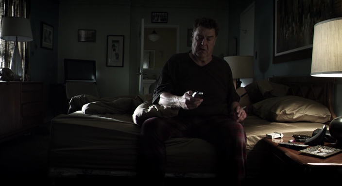 Red.State.2011.hdrip_[2.18][(056630)10-02-52].PNG