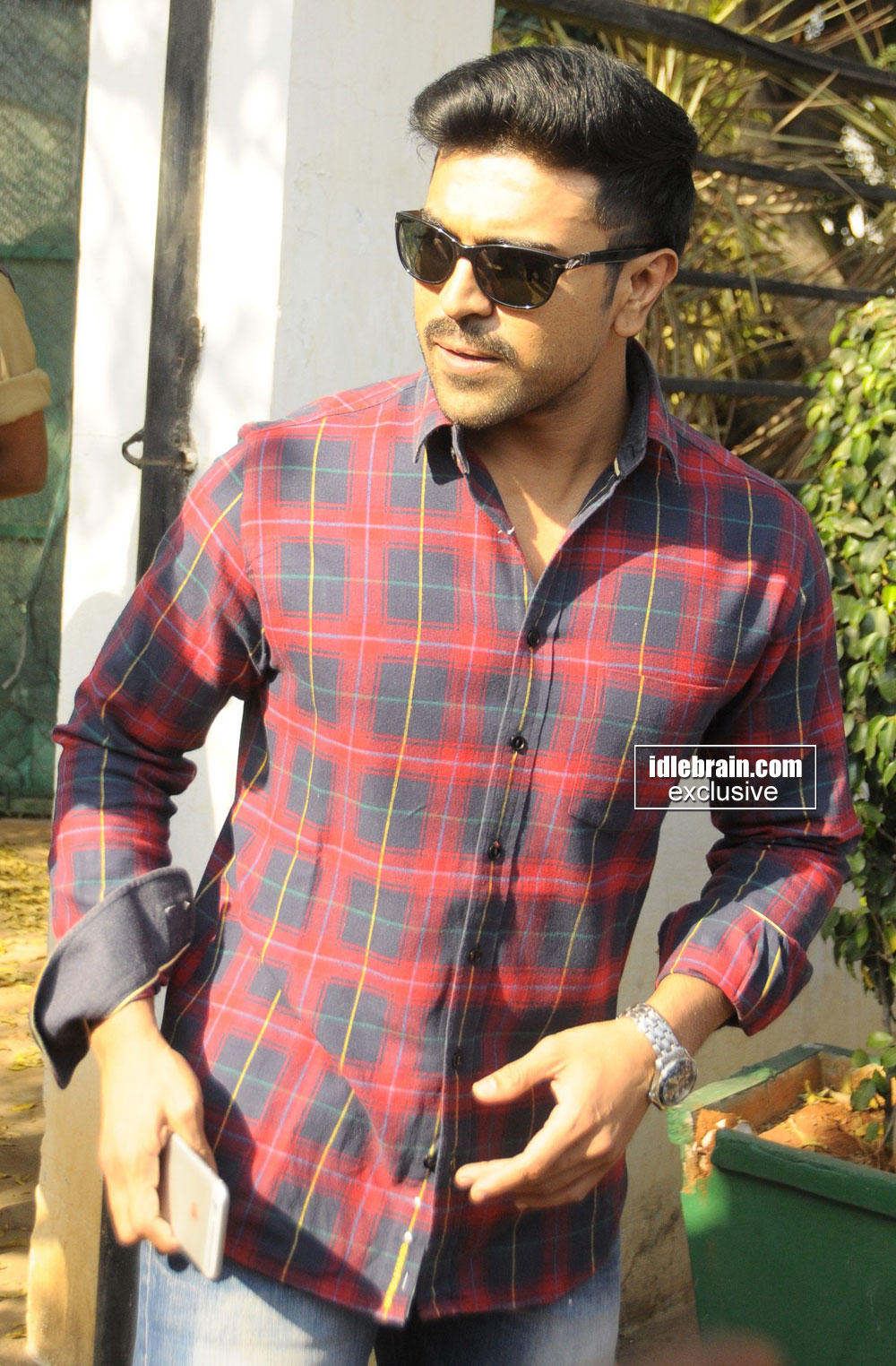 celebrities-ghmcelections201620.jpg