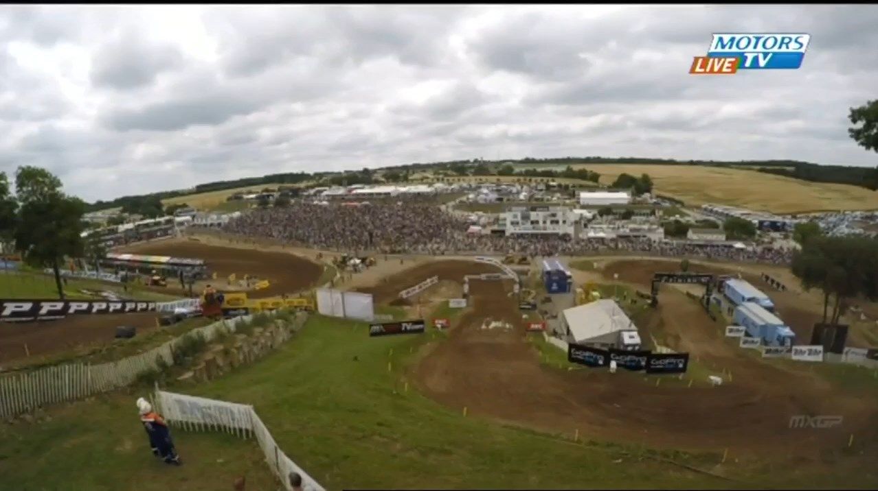 2016 FIM MXGP of France - Saint Jean d'Angely Rd 10 MX2 Race 1.mp4_snapshot_07.06_[2016.06.06_19.14.20].jpg