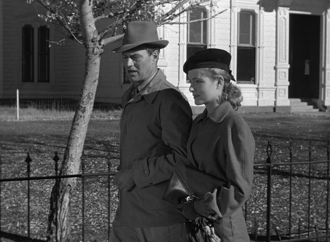 Out of the Past 1947 720p BluRay x264-CtrlHD[(136731)19-31-53].PNG