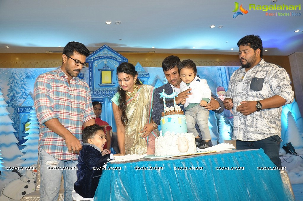 surender-reddy-son-birthday67.jpg