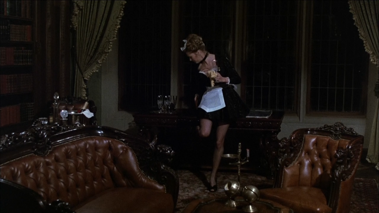 Улика (Clue).1985.HDTVRip.720p.-nevermnd.mkv_snapshot_00.04.10_[2016.08.18_16.09.03].png