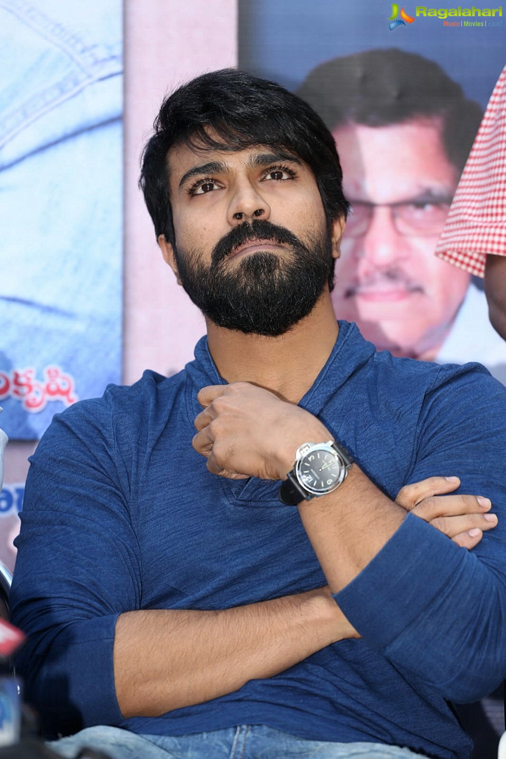 chiranjeevi-book-launch-by-ramacharan65.jpg