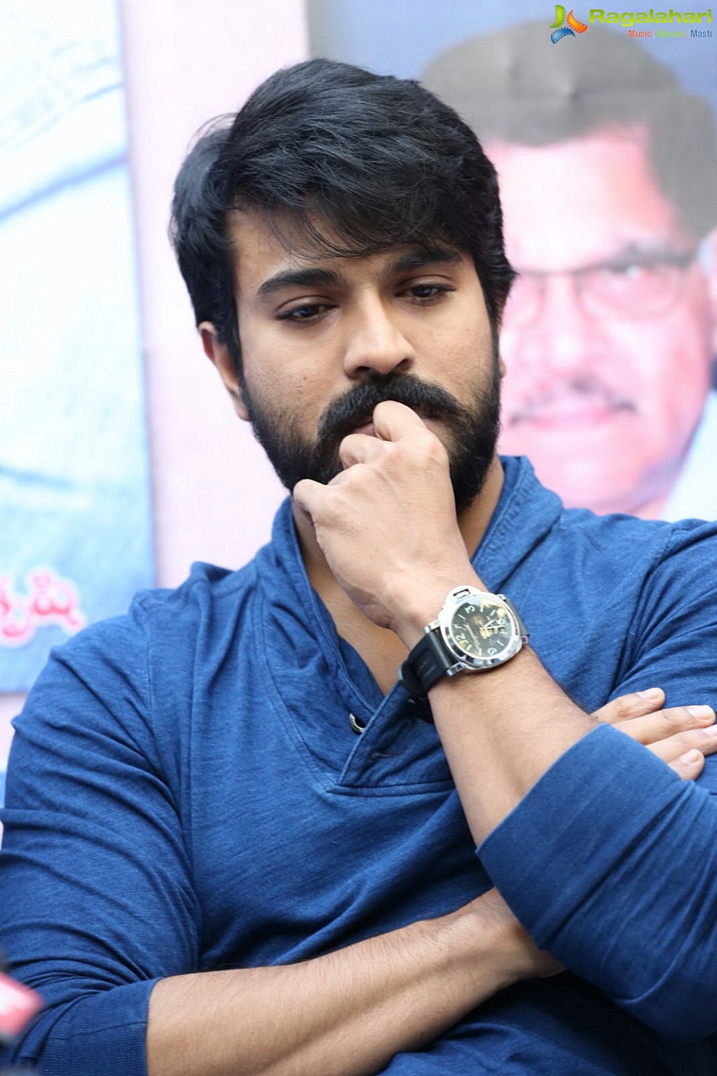 chiranjeevi-book-launch-by-ramacharan69.jpg