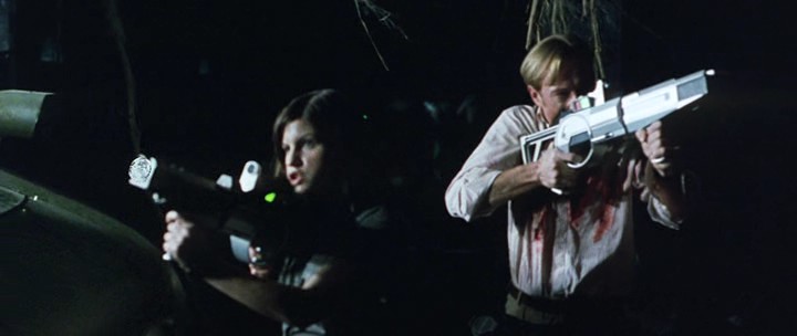 A.Sound.Of.Thunder.2005.hdrip_[2.18][(104081)13-08-34].PNG