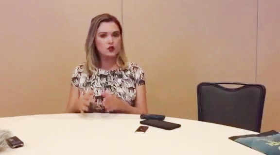 SDCC 2017- The 100's Eliza Taylor talks about Clarke's season 5 journey-0-02-20-659.jpg