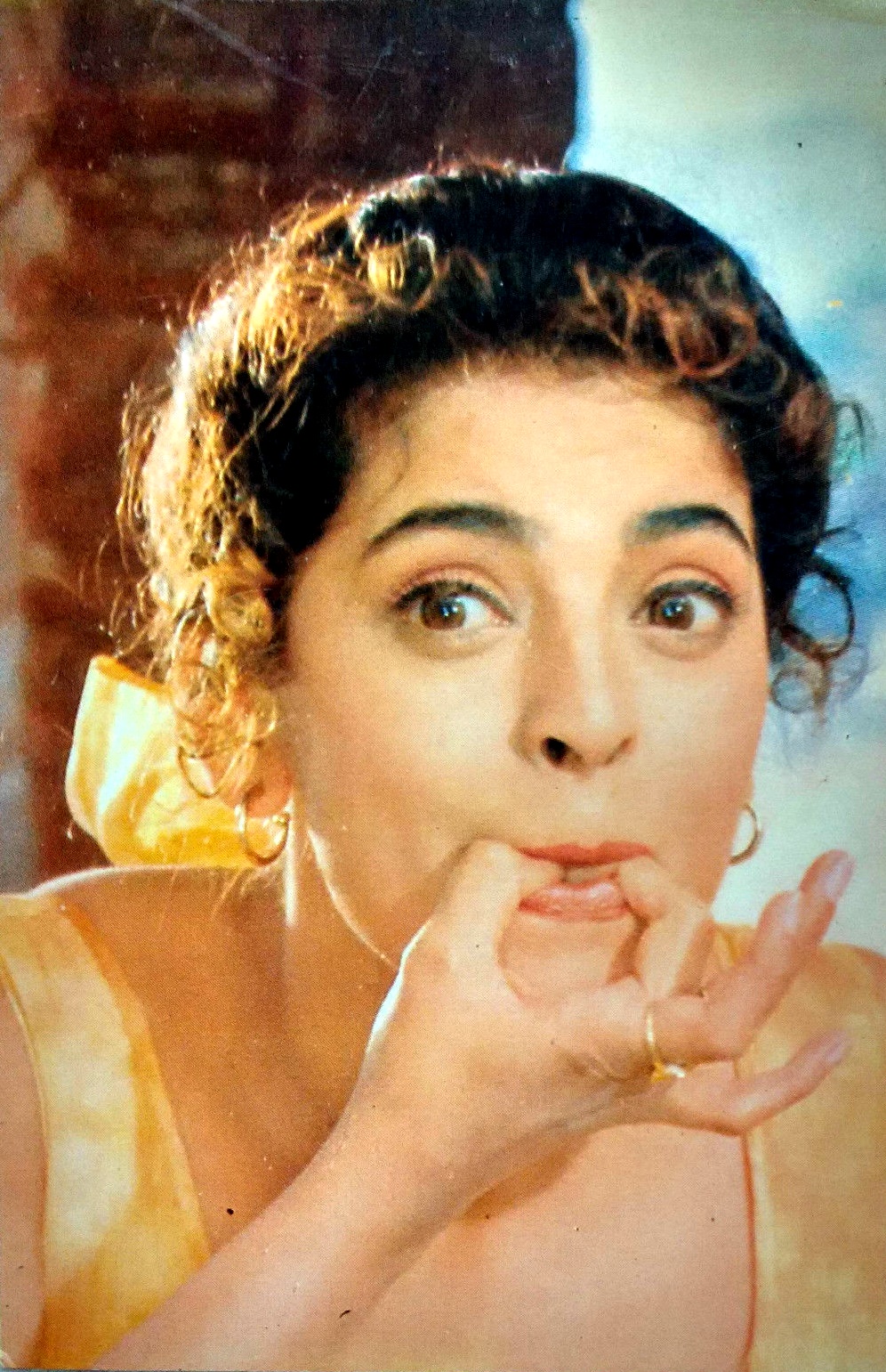 Juhi Chawla.jpg
