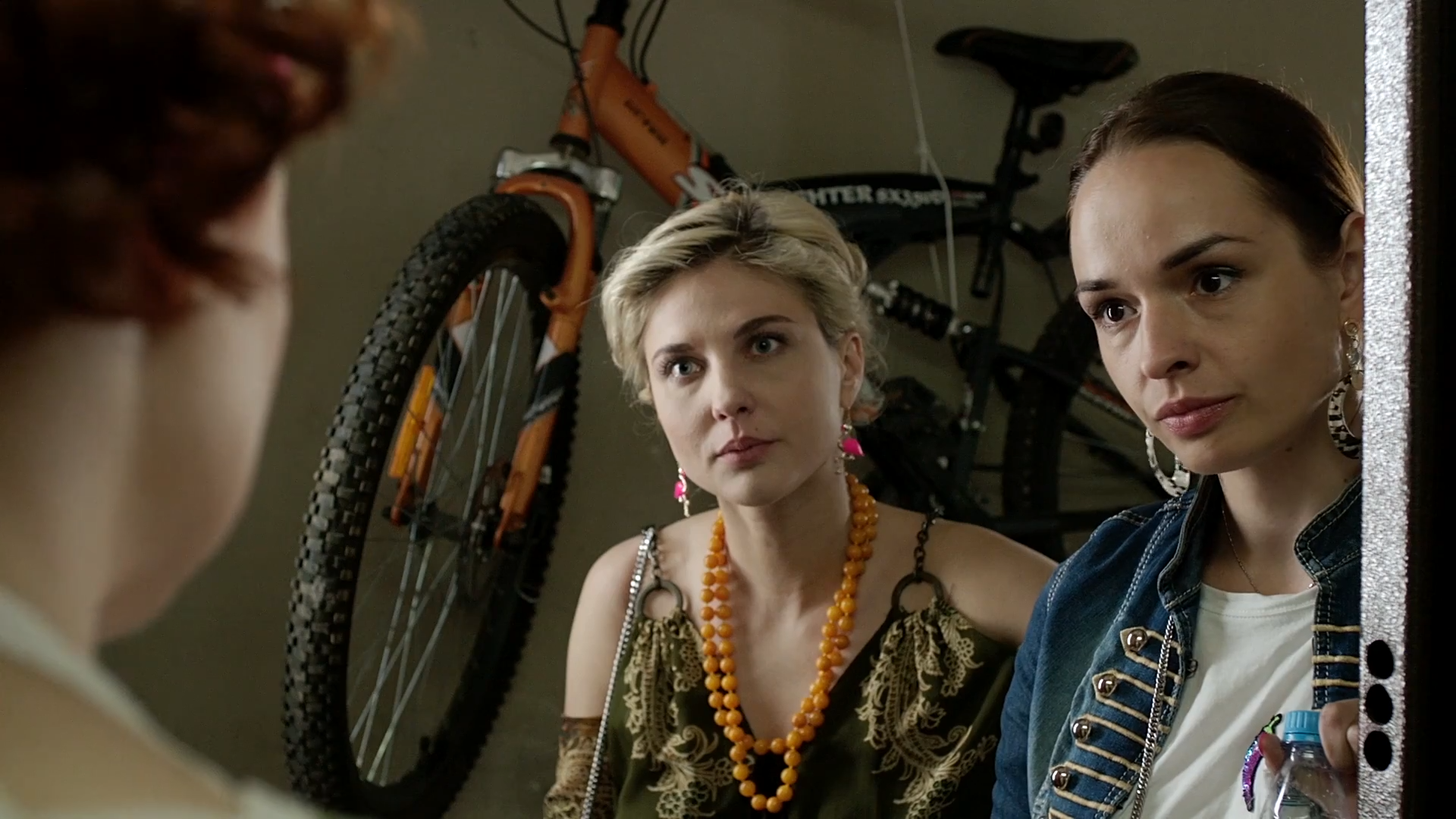 01.Рассвет на Санторини.2017.WEB-DL.(1080p).by.Olyanchik.mkv_snapshot_13.34_[2017.09.29_22.42.00].png