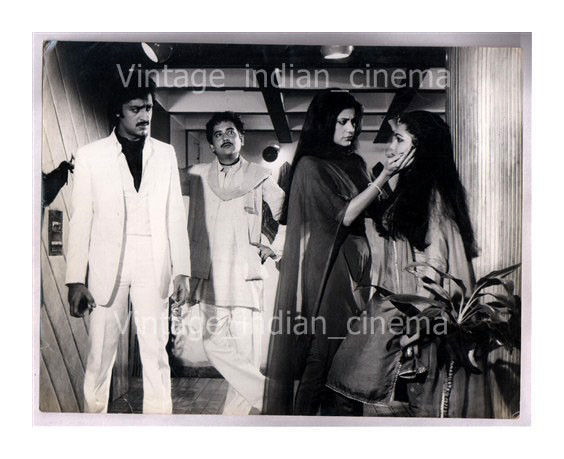 Original-Bollywood-photo-Gulshan-grover-Asha-In-Sautela-Pati.jpg
