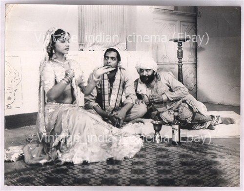 Original-Bollywood-photo-Jayshree-T-Nana-Patekar-In-Mohre.jpg