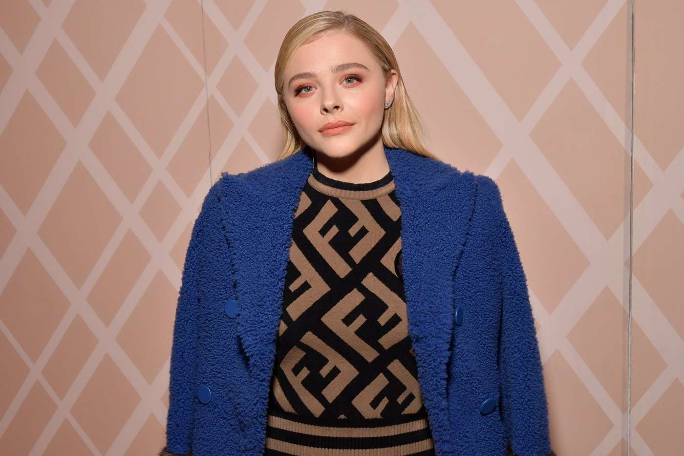 Chloe-Moretz_-Fendi-Fashion-Show-2018-in-Milan--01.jpg