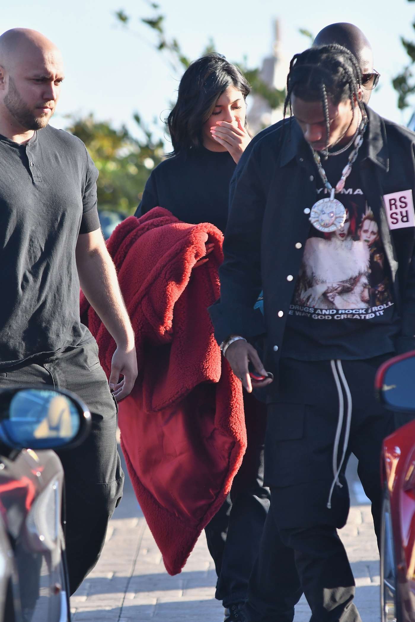 Kylie-Jenner_-Leaving-Nobu--09.jpg