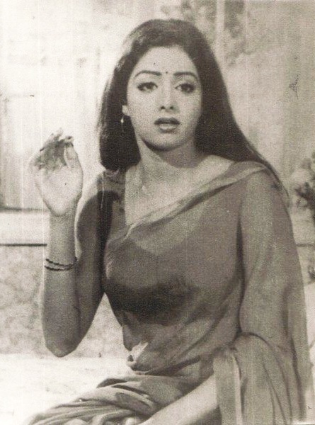 rare-pictures-birthday-girl-sridevi-35.jpg