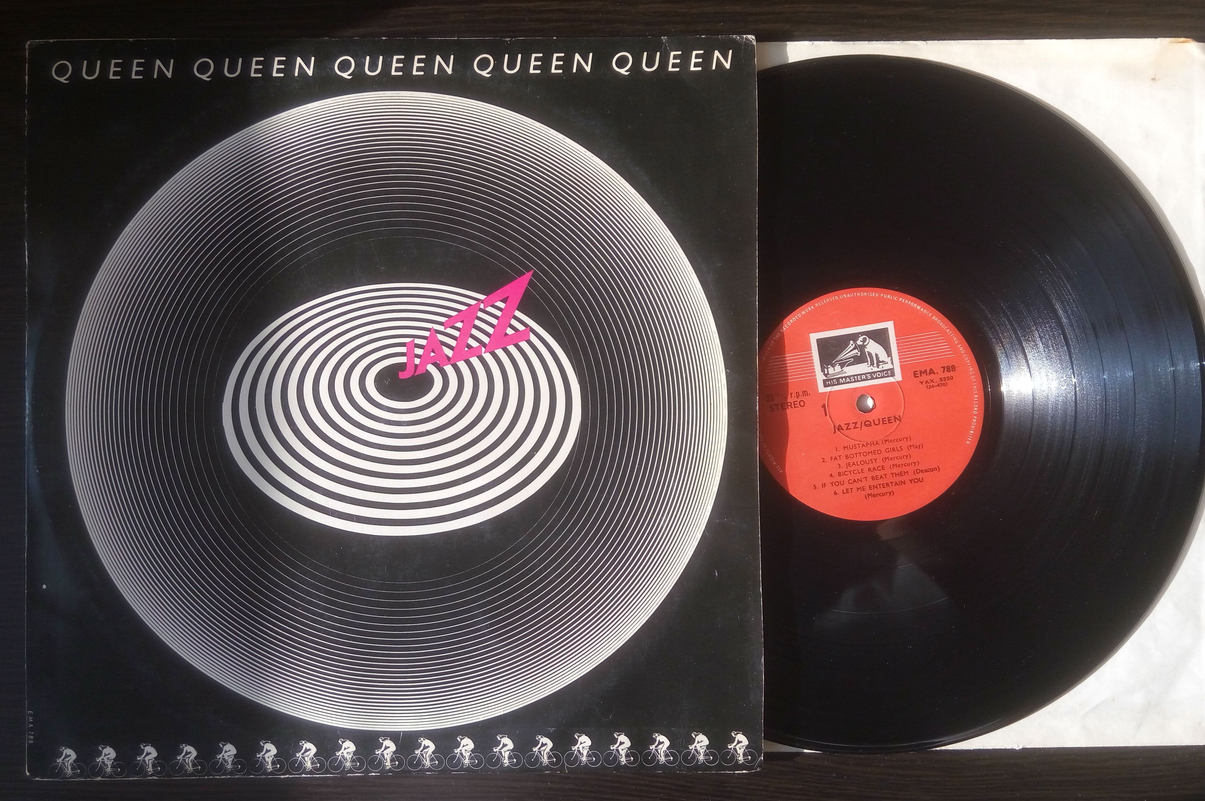 Queen jazz. Queen Jazz 1978 обложка. Обложка Queen Jazz Jazz. Виниловая пластинка Queen. Queen Jazz обложка альбома.