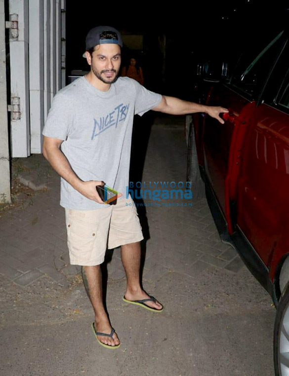Kunal-Khemu-spotted-at-Sukho-Thai-Spa-in-Bandra-1.jpg