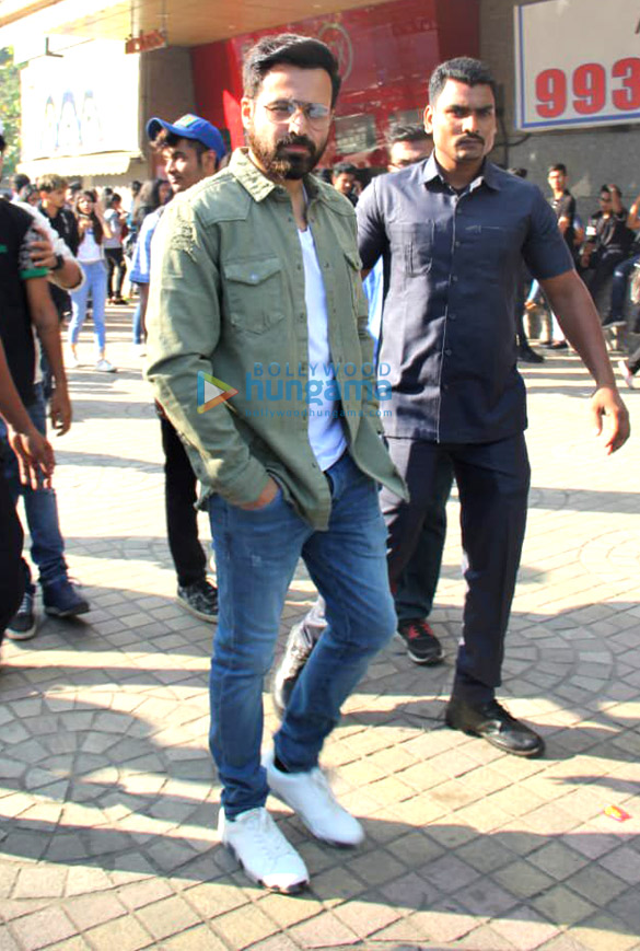 Emraan-Hashmi-spotted-in-Andheri-1.jpg