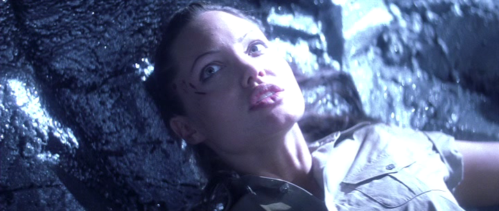 Lara.Croft.Tomb.Raider_2.The.Cradle.of.Life.2003.hdrip_[1.46]_[teko][(137985)16-25-54].PNG