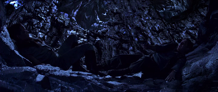 Lara.Croft.Tomb.Raider_2.The.Cradle.of.Life.2003.hdrip_[1.46]_[teko][(137640)16-25-51].PNG
