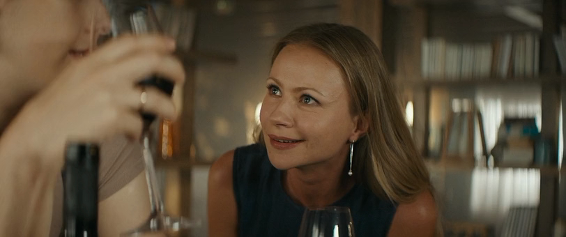 Громкая связь.(2018).WEB-DLRip-AVC.O.M.[-=DoMiNo=-].mkv_20190329_124731.465.png