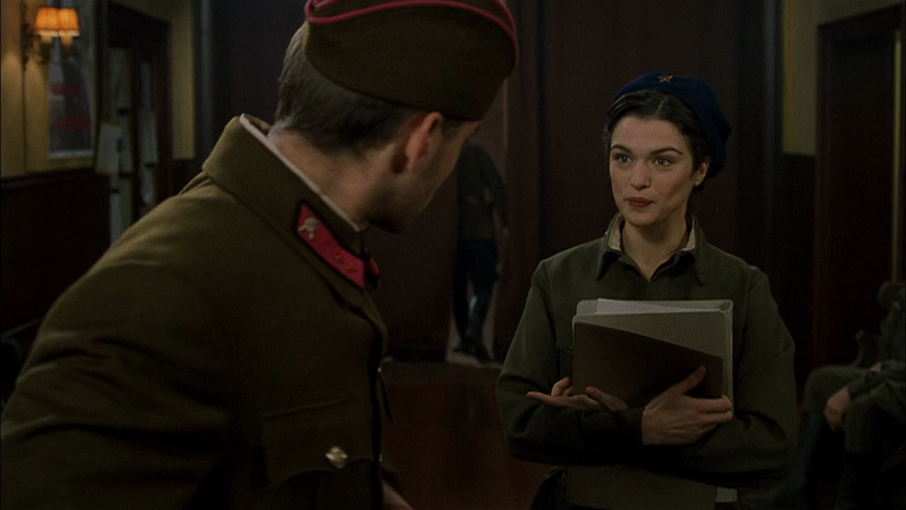Враг у ворот.2001.BLU-RAY_720p.[-=DoMiNo=-].mkv_20190416_110425.888.png