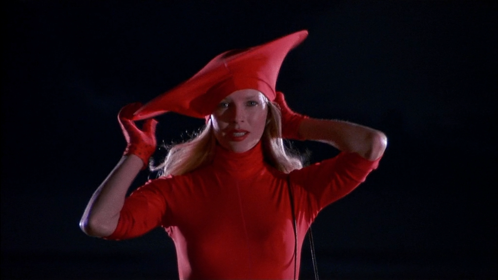 Моя мачеха – инопланетянка.(1988).WEB-DLRip-AVC.O.M.[-=DoMiNo=-].mkv_20190508_205229.496.png