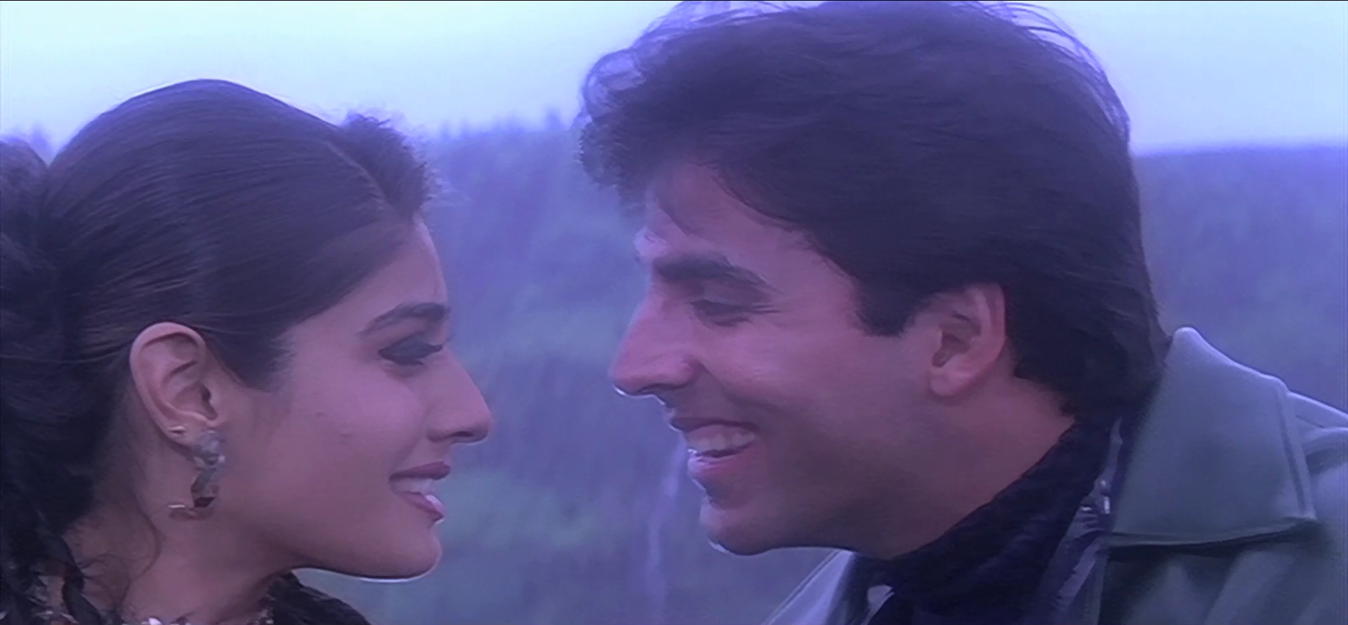 1998 - Barood -2- Hum To Tujhse Mohabbat Karte The_1080p.mkv5404.jpg