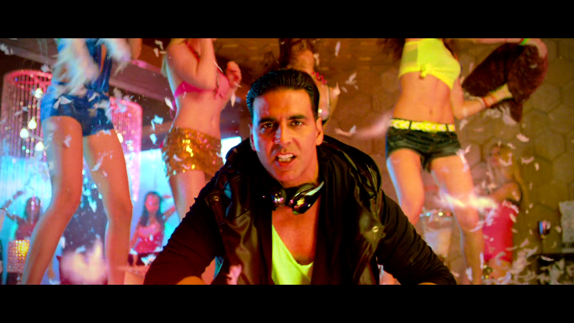 2013 - Boss -5- Party All Night_1080p_sub.mkv10656.jpg