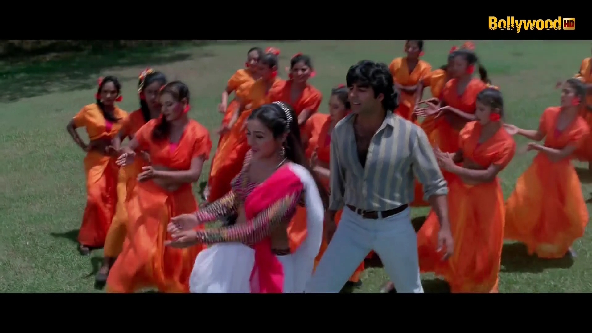 1996 - Tu Chor Main Sipahi -1- Ye Aag Thi Dil Mein_1080p.mkv5020.jpg