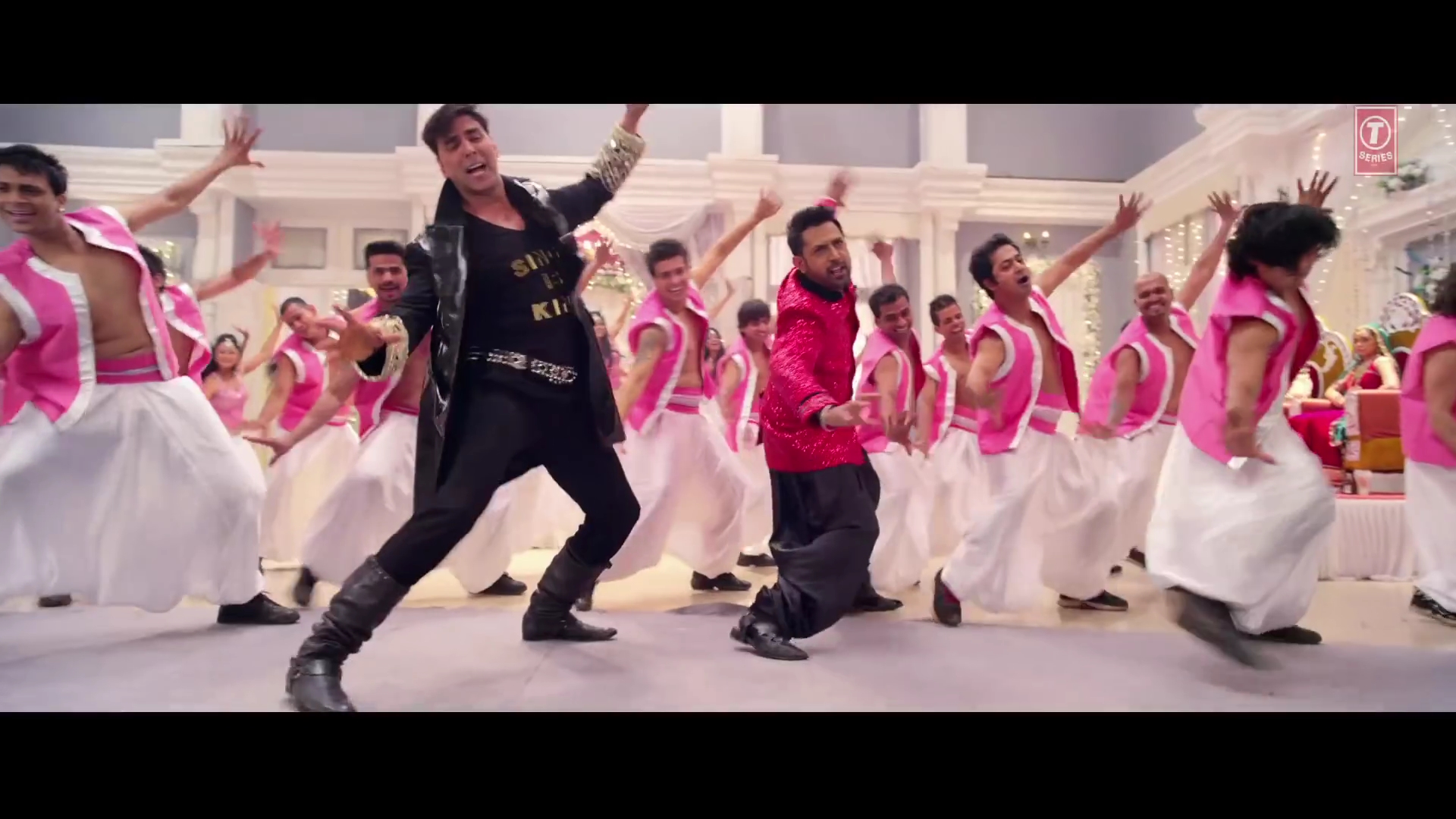 2013 - Bha Ji in problem - Ishq zehreela_1080p_YT.mp48939.jpg