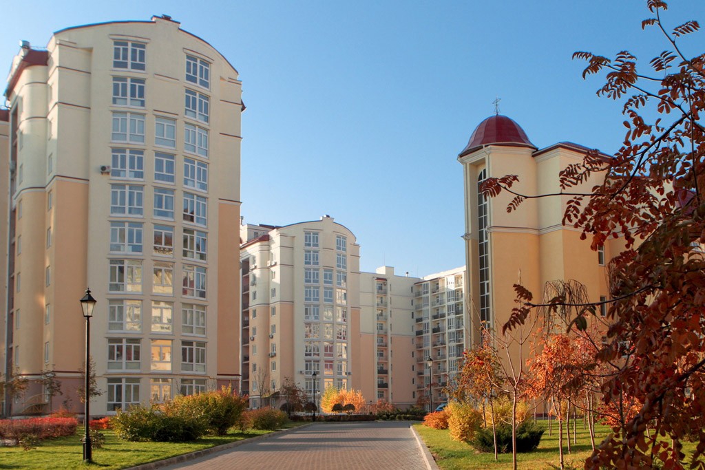 купить трехкомнатную квартиру в Киеве
