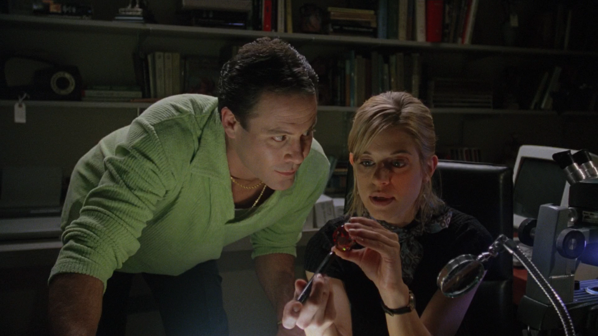 Wishmaster 1 (1997) BDRip 1080p.mkv_snapshot_00.13.19.007.png