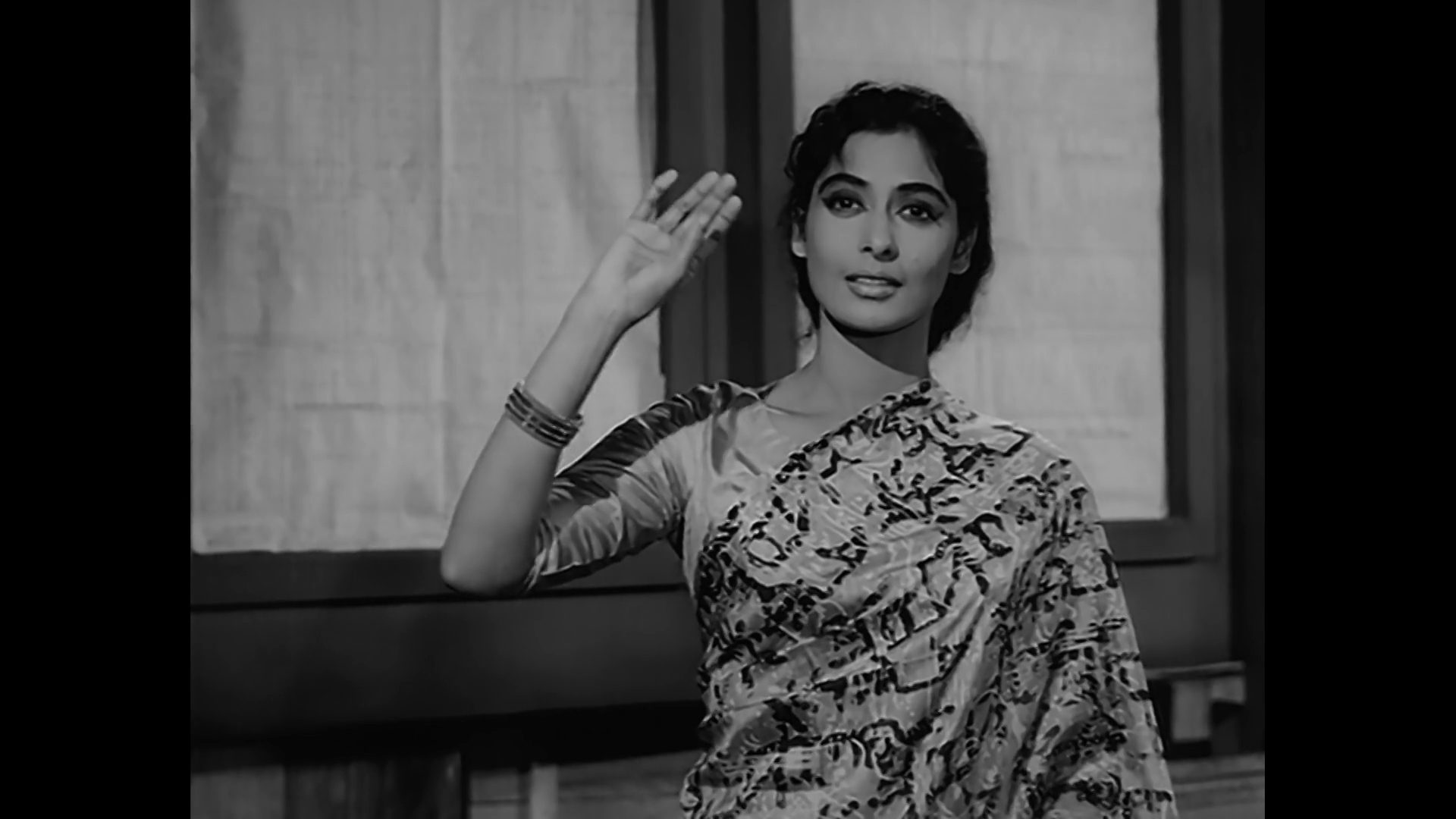 Watch Aap Ki Parchhaiyan (1964) Hindi Drama Full Movie Online Free in HD _ ZEE5 (1)[(145316)01-10-51].JPG