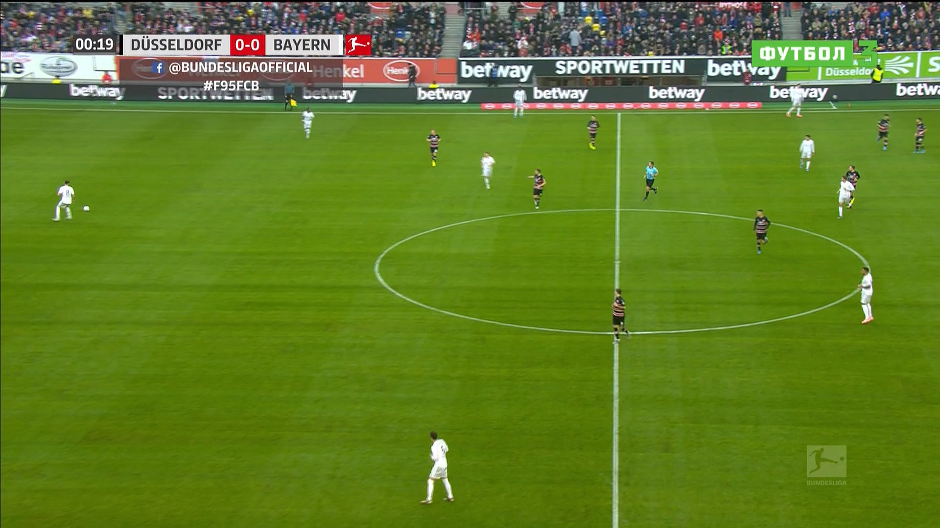 Чемпионат Германии 2019-2020 12-й тур Фортуна - Бавария Матч! Футбол 3 HD.ts_20191125_004659.952.jpg