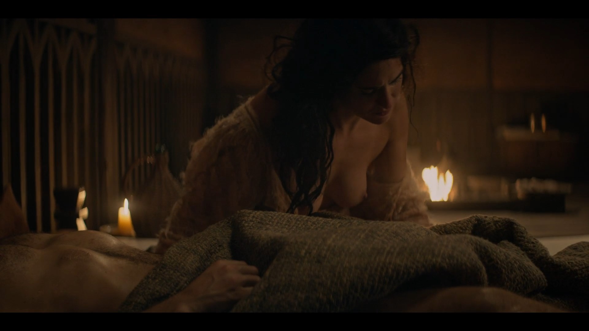 1121072841230_01_Imogen.Daines-Anya.Chalotra-Jade.Croot-The.Witcher.S01E03....